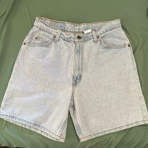 Levi’s Vintage 950 Shorts